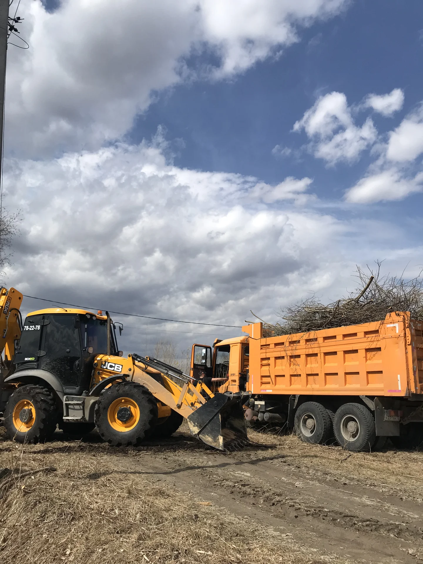 Услуги экскаватора погрузчика JCB - миниатюра 8