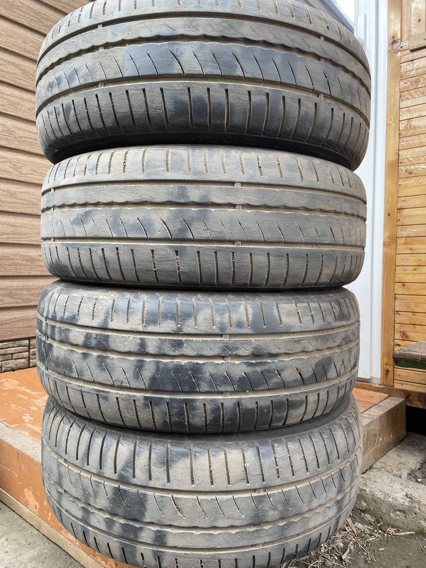 Pirelli 185*55 r15 - изображение 1