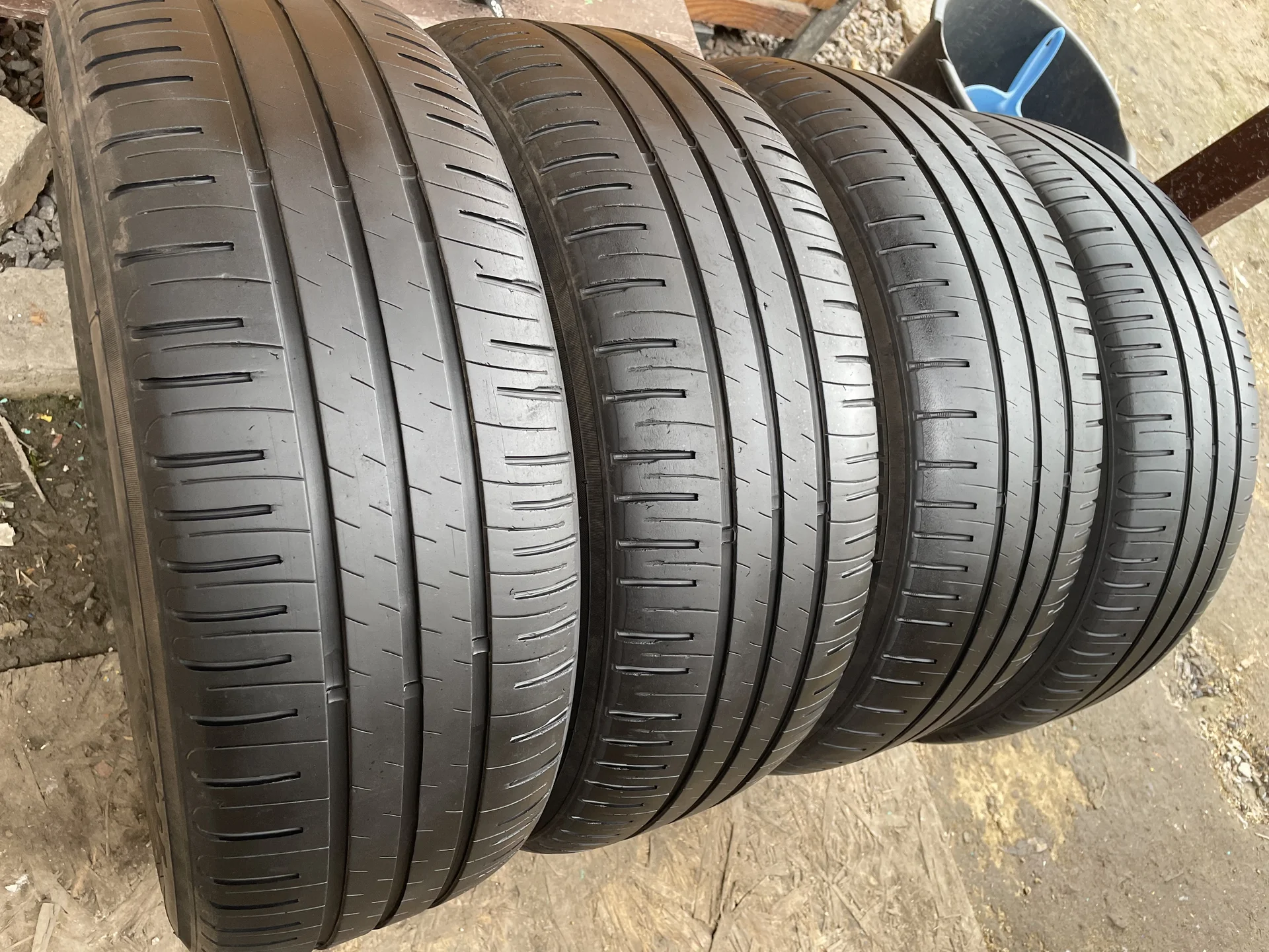 Michelin 195*60 r15 - изображение 1