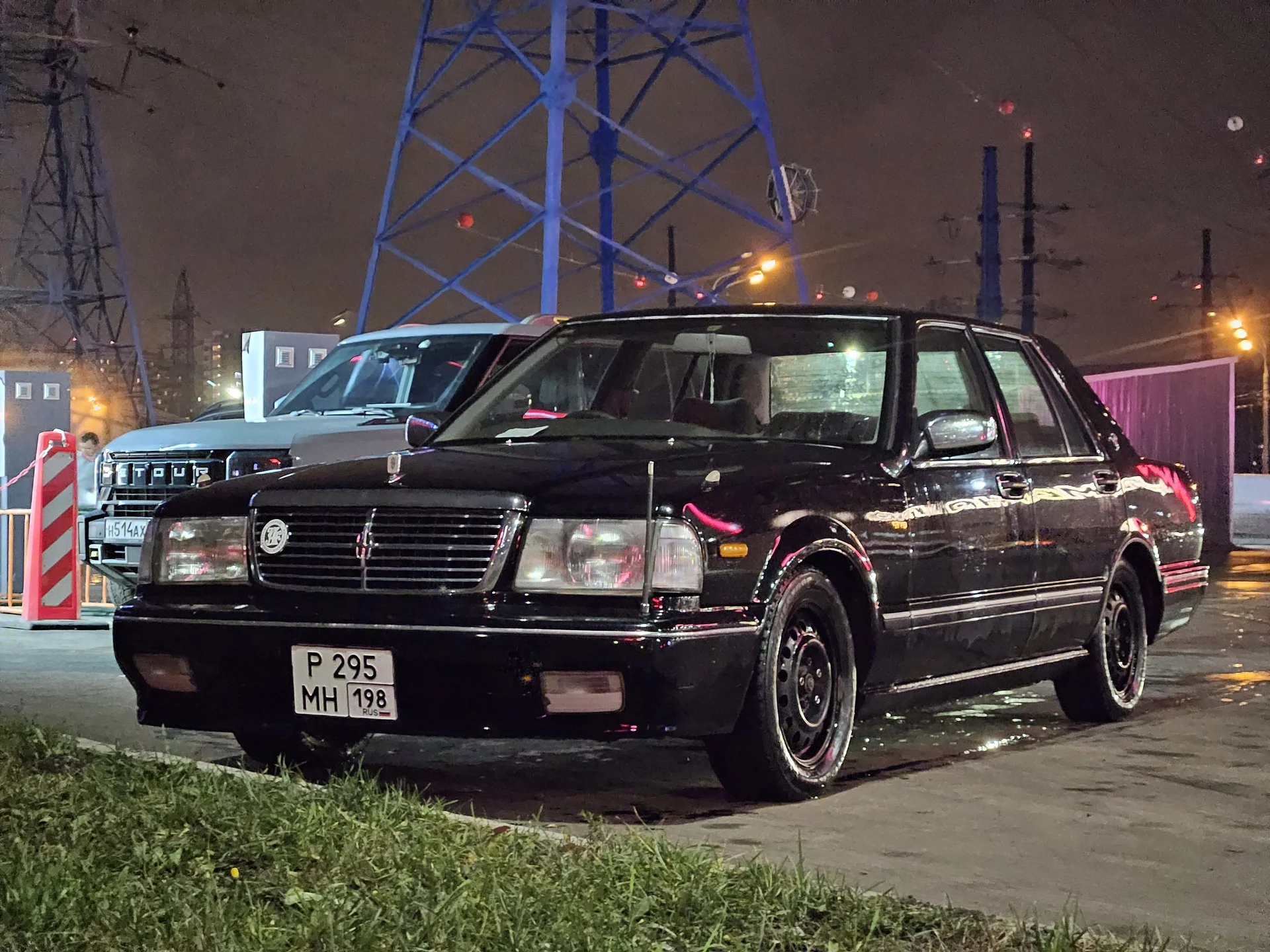 Nissan Cedric Y31 - миниатюра 4