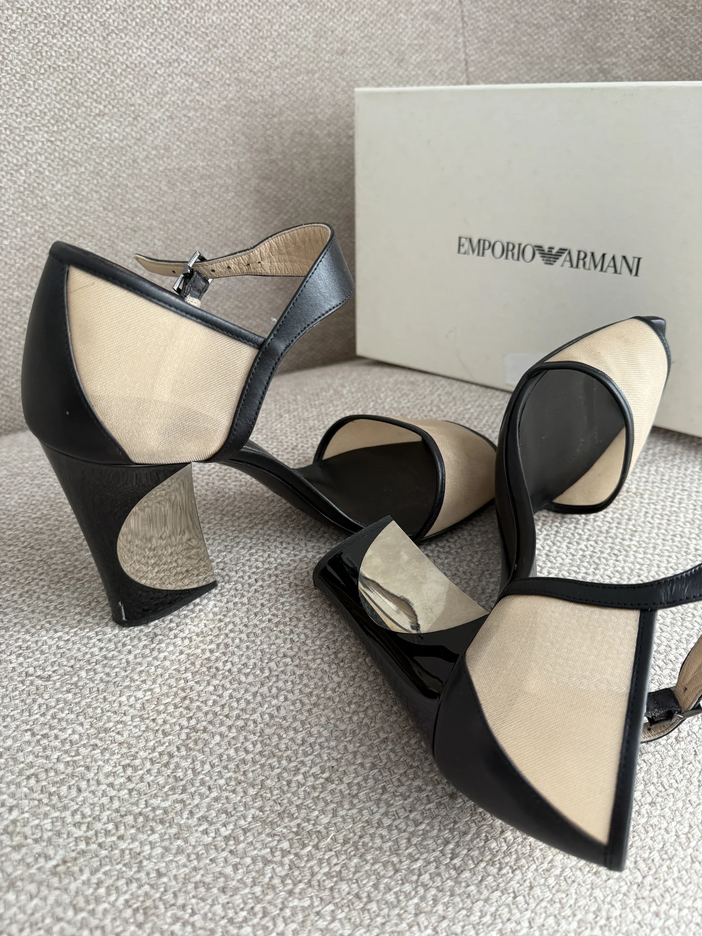 босоножки Armani оригинал - миниатюра 3