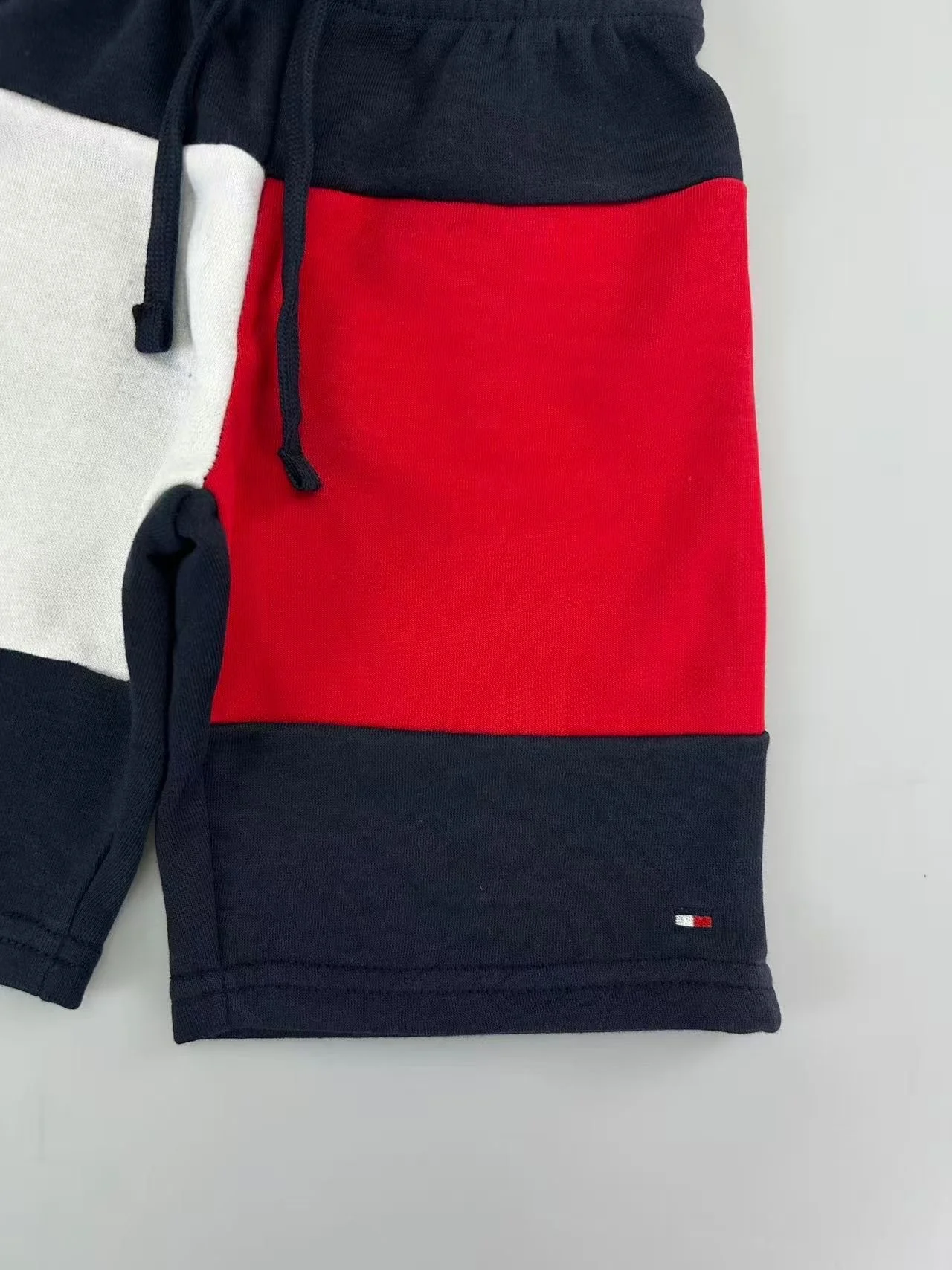Двойка для мальчика Tommy Hilfiger 116, 135 - миниатюра 5