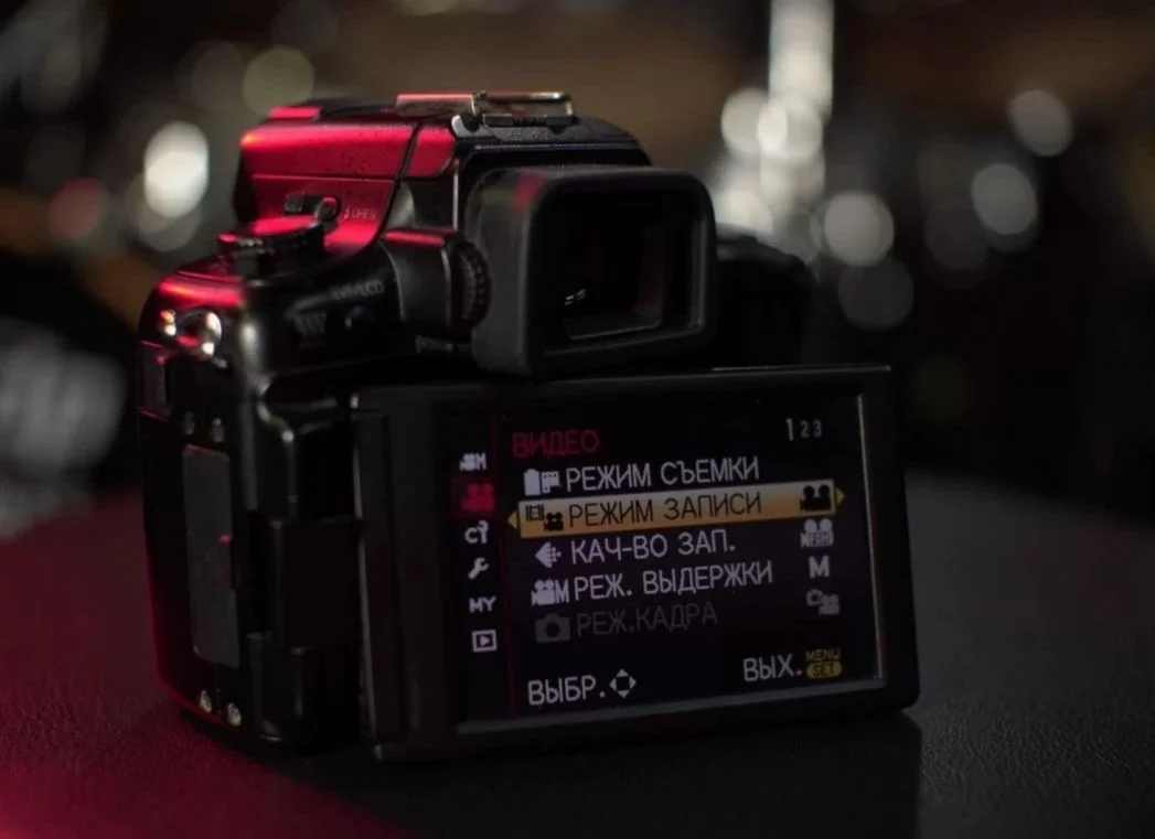Фотоаппарат Panasonic Lumix GH2 (body) - миниатюра 5