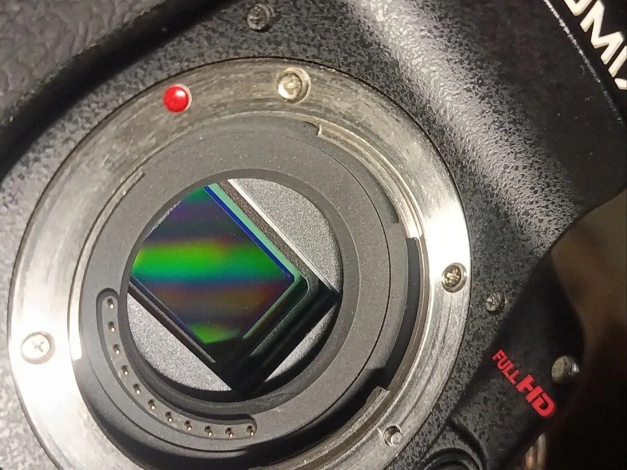Фотоаппарат Panasonic Lumix GH2 (body) - миниатюра 7