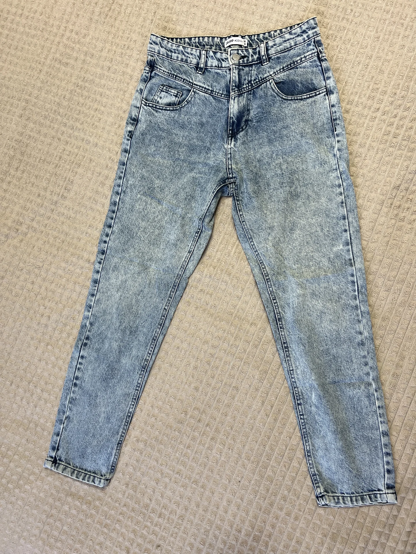 Джинсы женские cropp 38(М) б/у - миниатюра 2