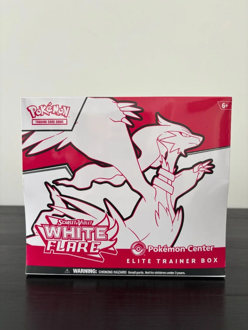 Pokemon Center TCG Elite Trainer Box (PC ETB) - миниатюра 3