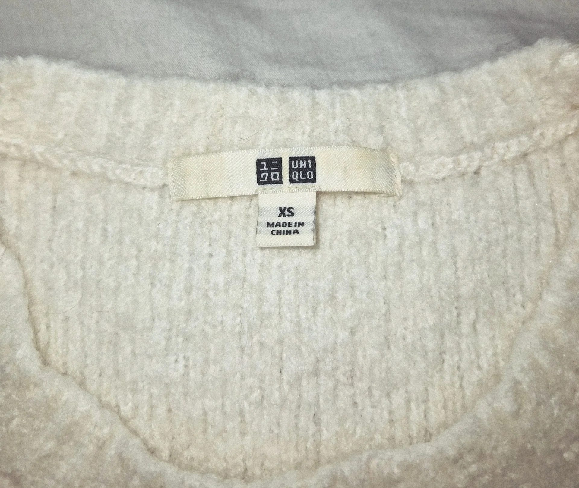 Свитер UniQlo, размер XS, белый - миниатюра 2