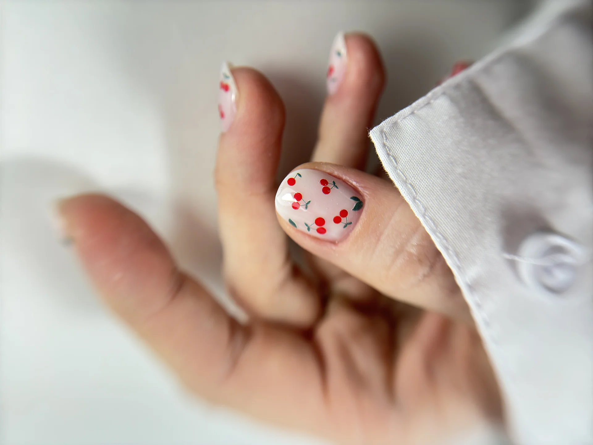 Мастер маникюра - миниатюра 19