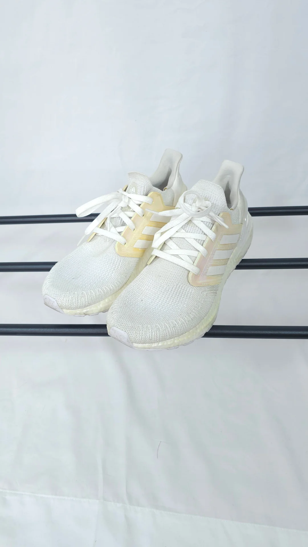 Кроссовки Adidas Ultraboost 20 - миниатюра 2