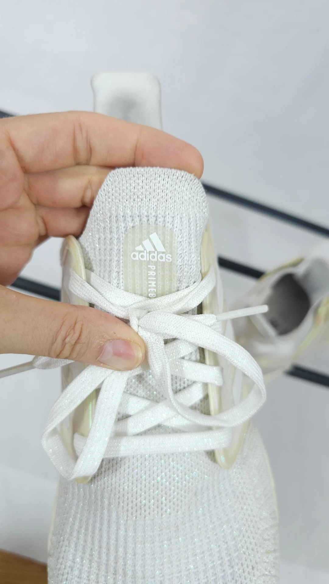 Кроссовки Adidas Ultraboost 20 - миниатюра 4