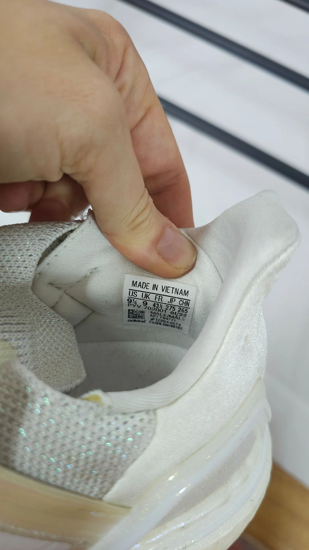 Кроссовки Adidas Ultraboost 20 - миниатюра 5