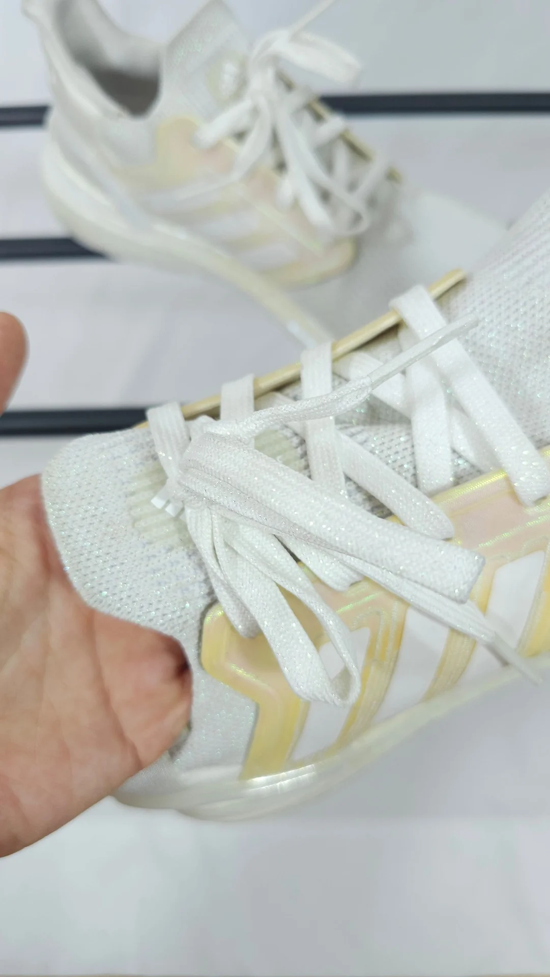 Кроссовки Adidas Ultraboost 20 - миниатюра 9