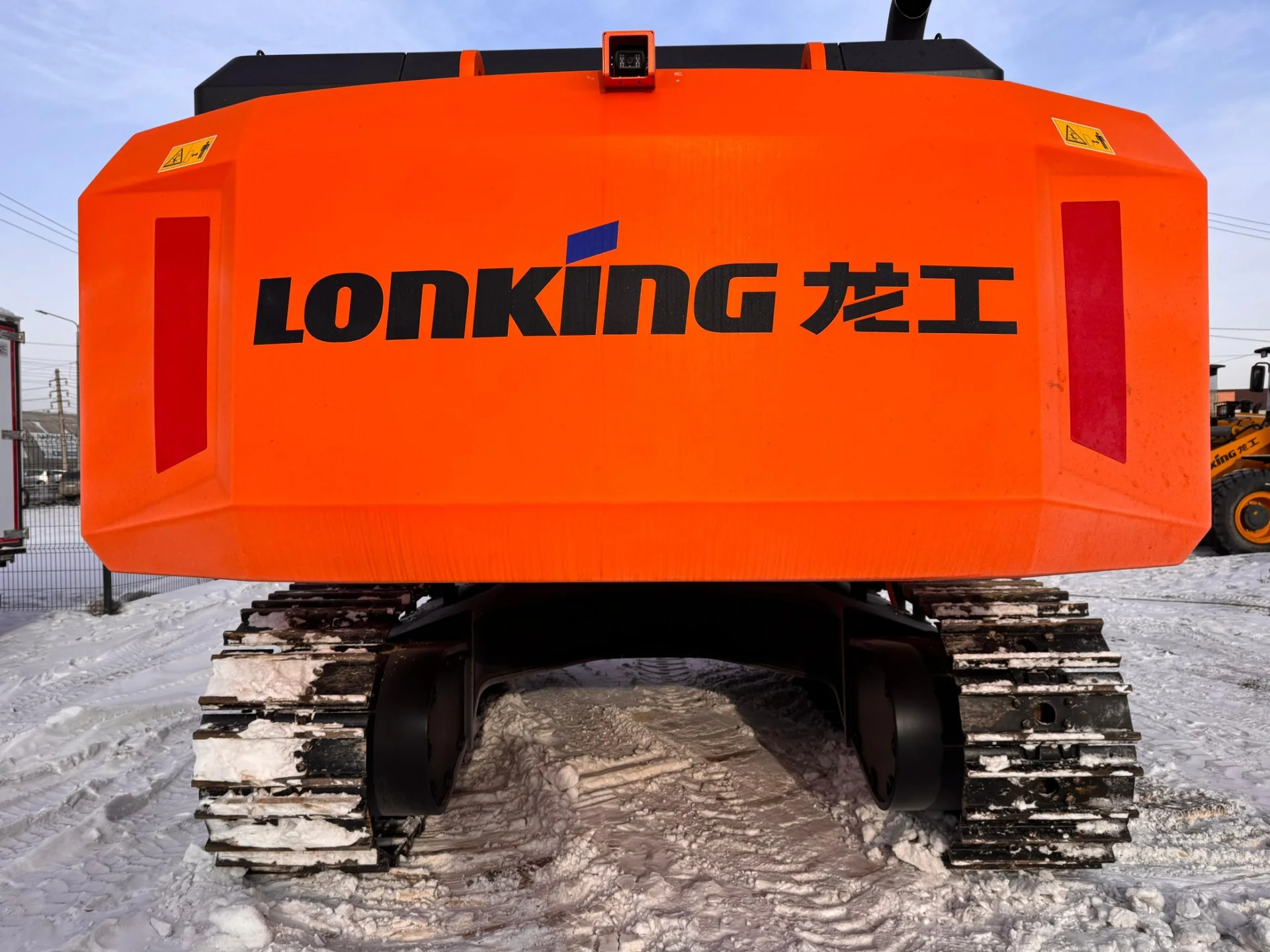 Гусеничный карьерный экскаватор Lonking CDM6490 - миниатюра 12