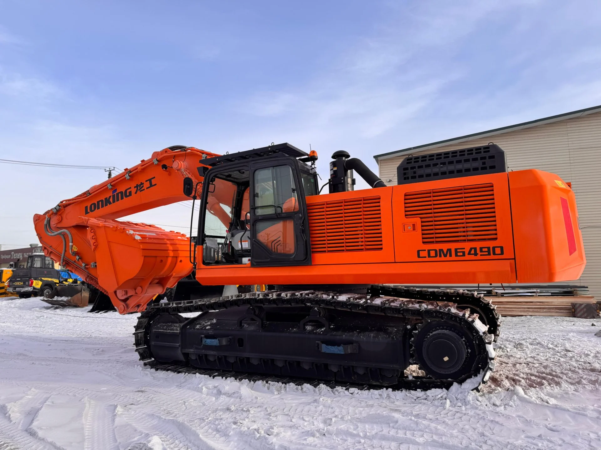 Гусеничный карьерный экскаватор Lonking CDM6490 - миниатюра 13