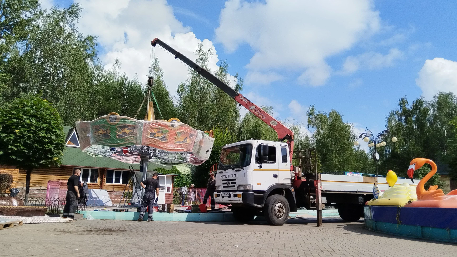 Аренда и услуги манипулятора 10/4 тн, 11 м - миниатюра 4