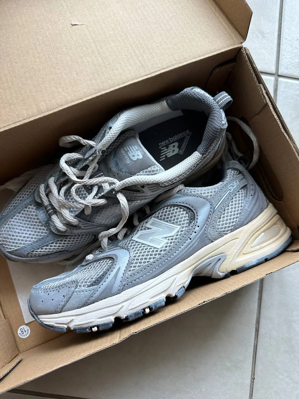 Новый кроссовки New Balance оригинал 37 - изображение 1