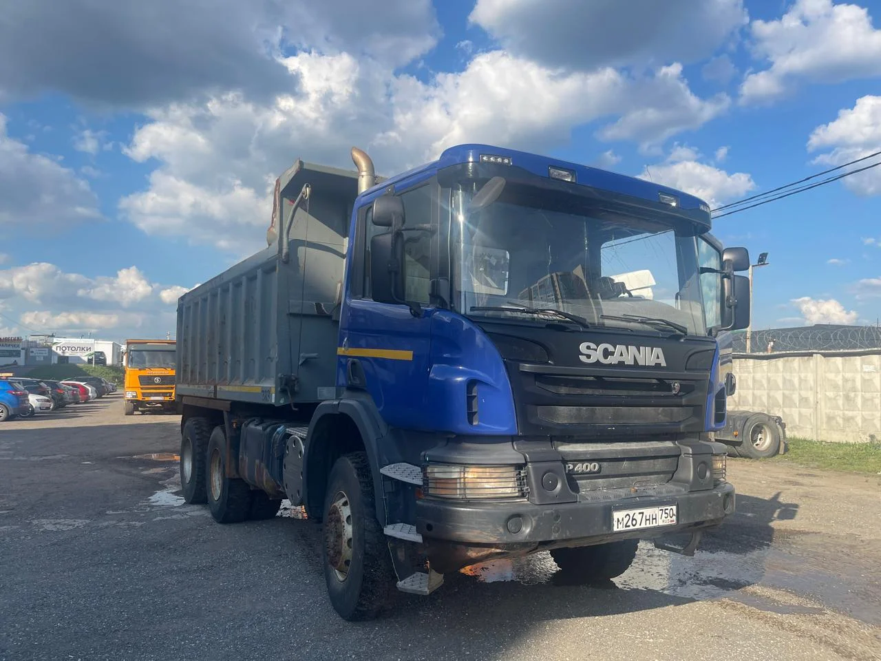 Самосвал Scania 6-6 2017 год - миниатюра 2