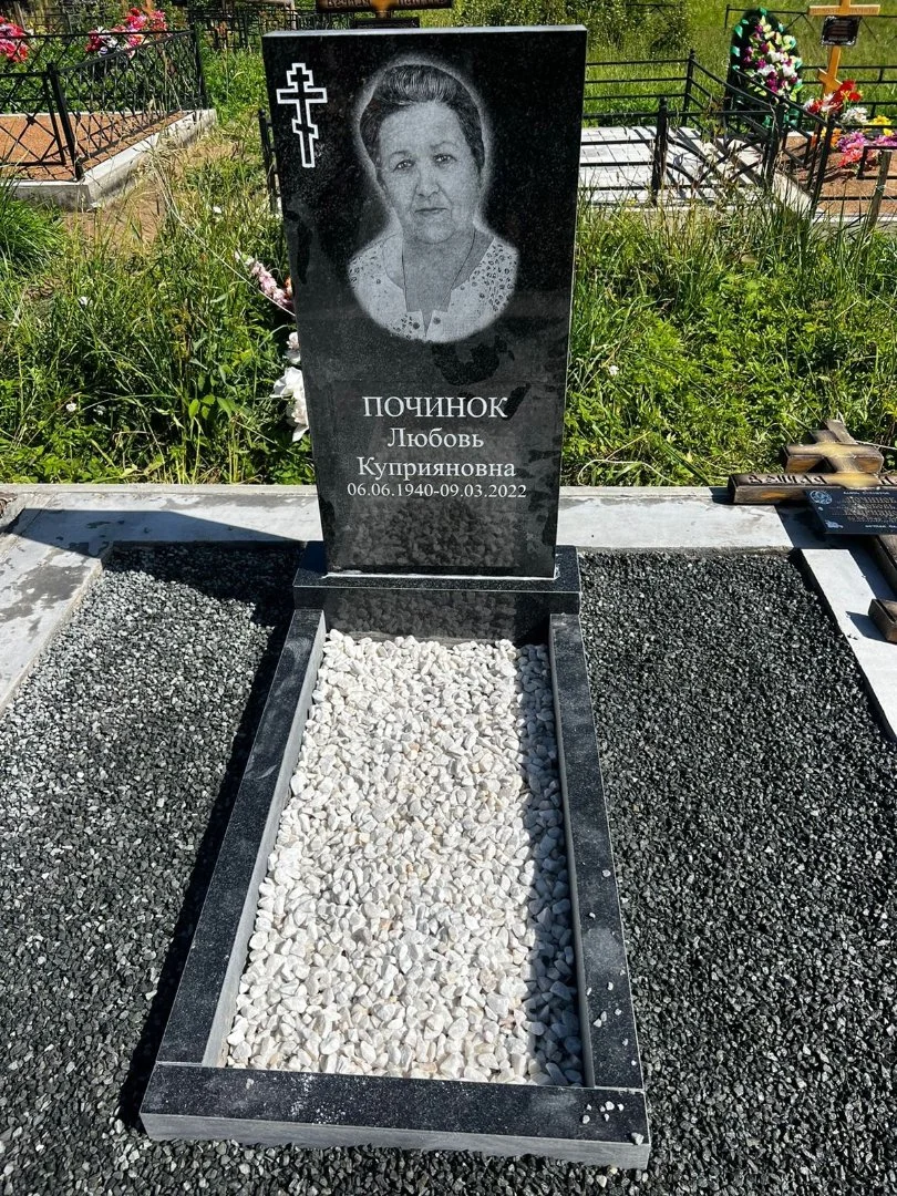 Гранитный памятник 80х40х8 - миниатюра 3