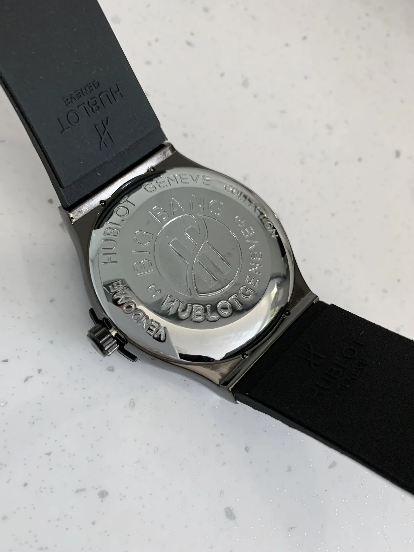 Наручные часы Hublot - миниатюра 3