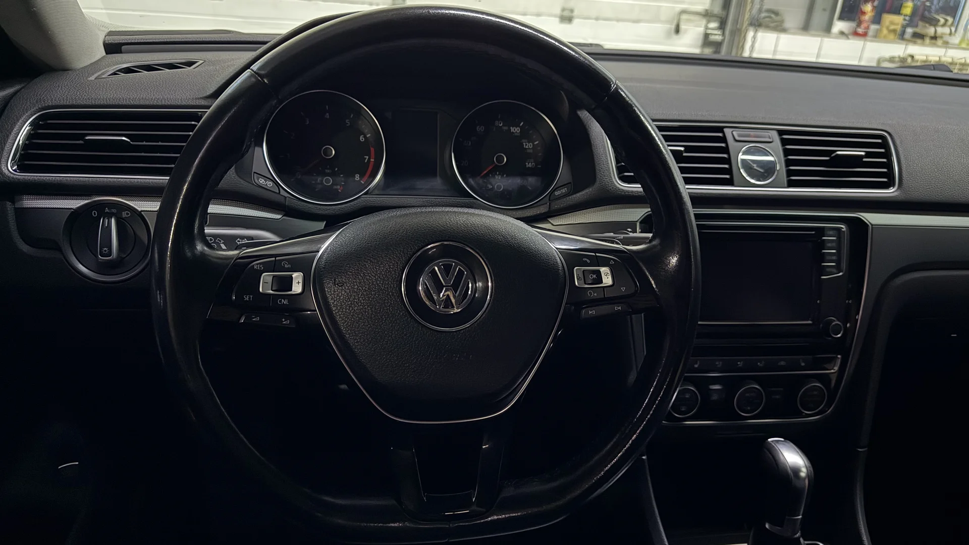 Volkswagen Passat B8 - миниатюра 11