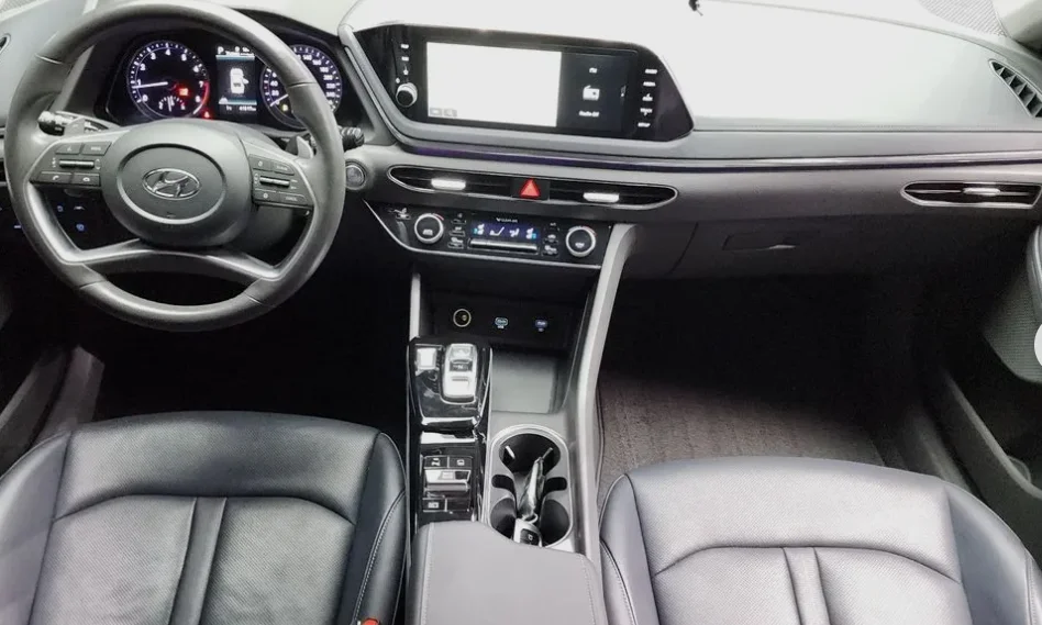 Hyundai Sonata DN8 2.0 Premium Plus, 2022 - миниатюра 3