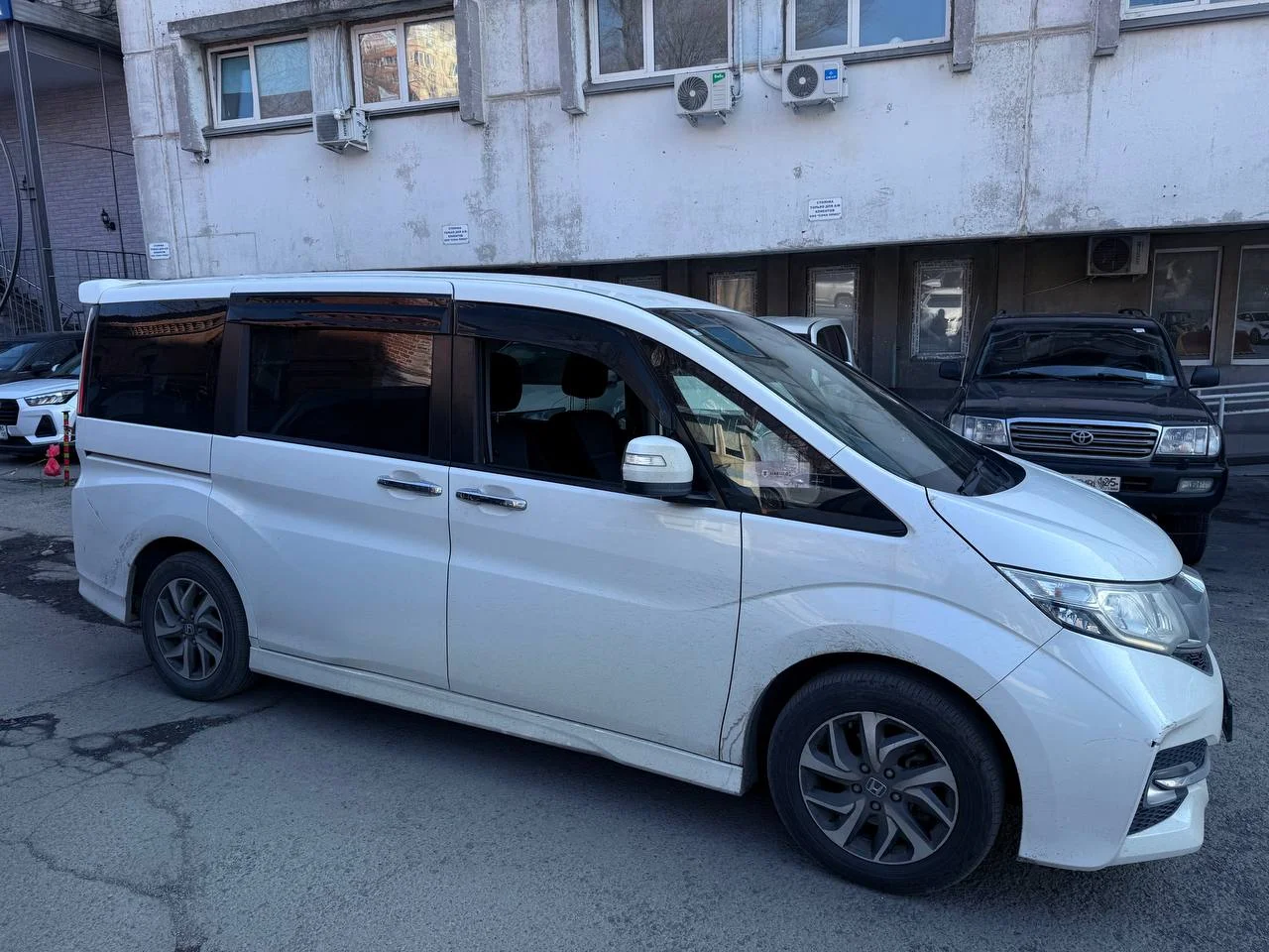 Honda Stepwgn Spada V - миниатюра 10