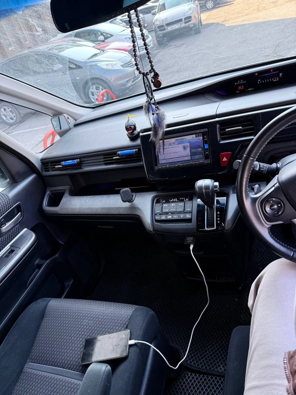 Honda Stepwgn Spada V - миниатюра 17