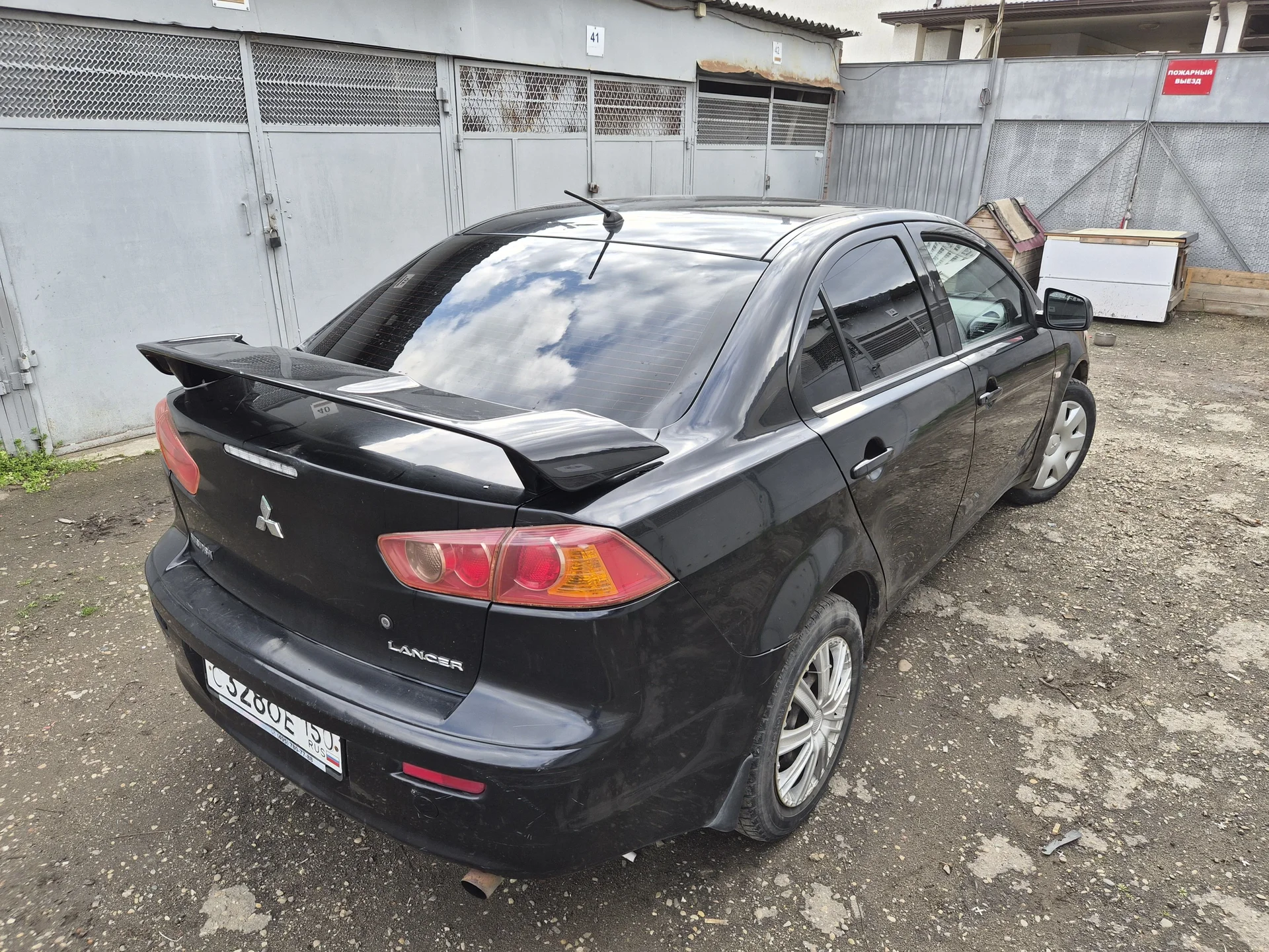 Mitsubishi Lancer X - миниатюра 5