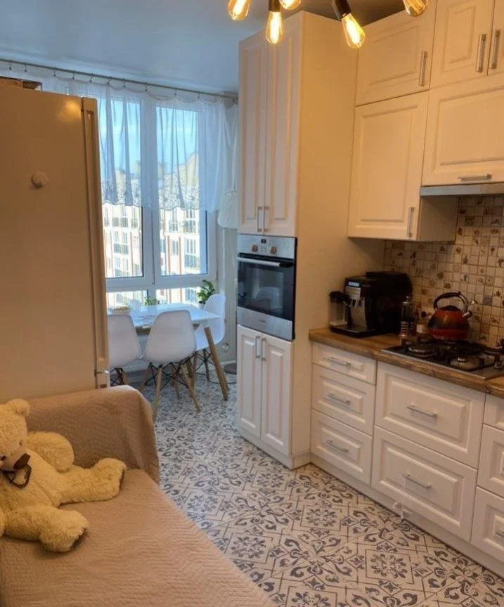 1-к квартира, 46 м² 8/10 этаж - миниатюра 4