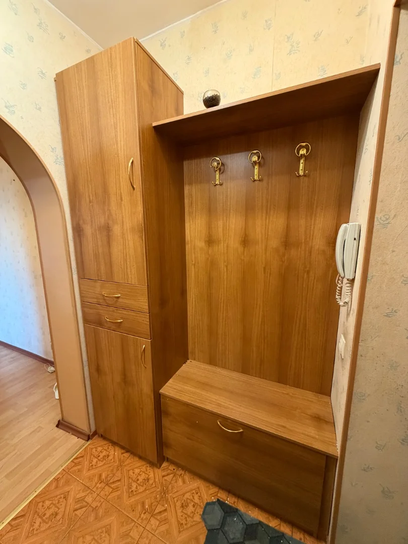 Шкаф и обувница для прихожей - миниатюра 4
