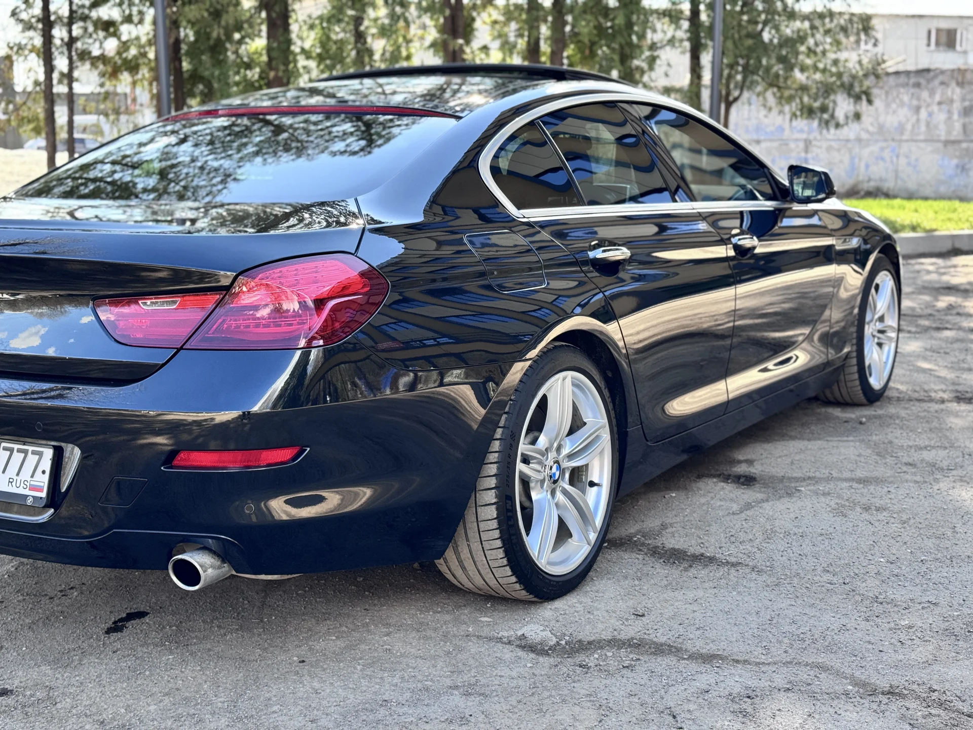 BMW 640i gran coupe - миниатюра 11