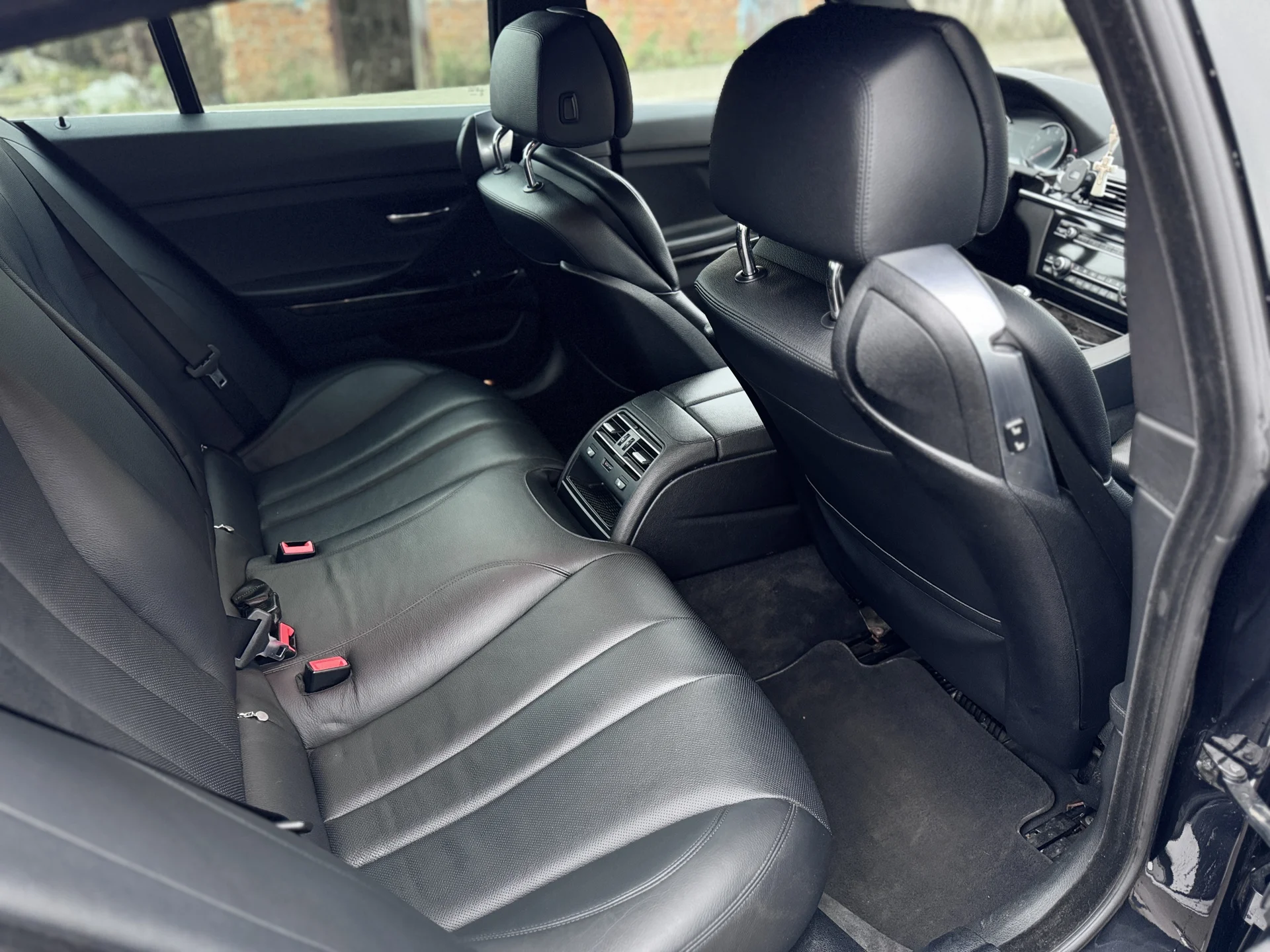 BMW 640i gran coupe - миниатюра 27