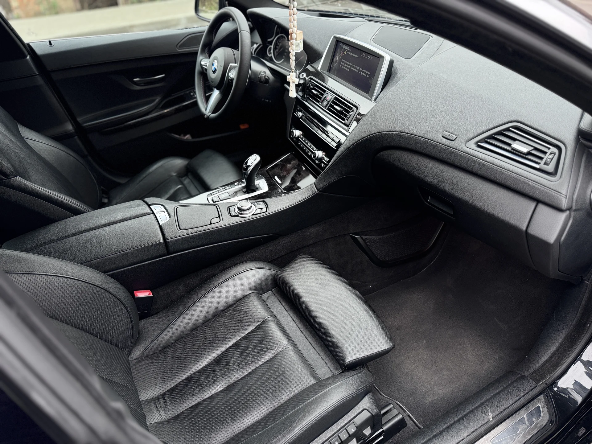 BMW 640i gran coupe - миниатюра 29