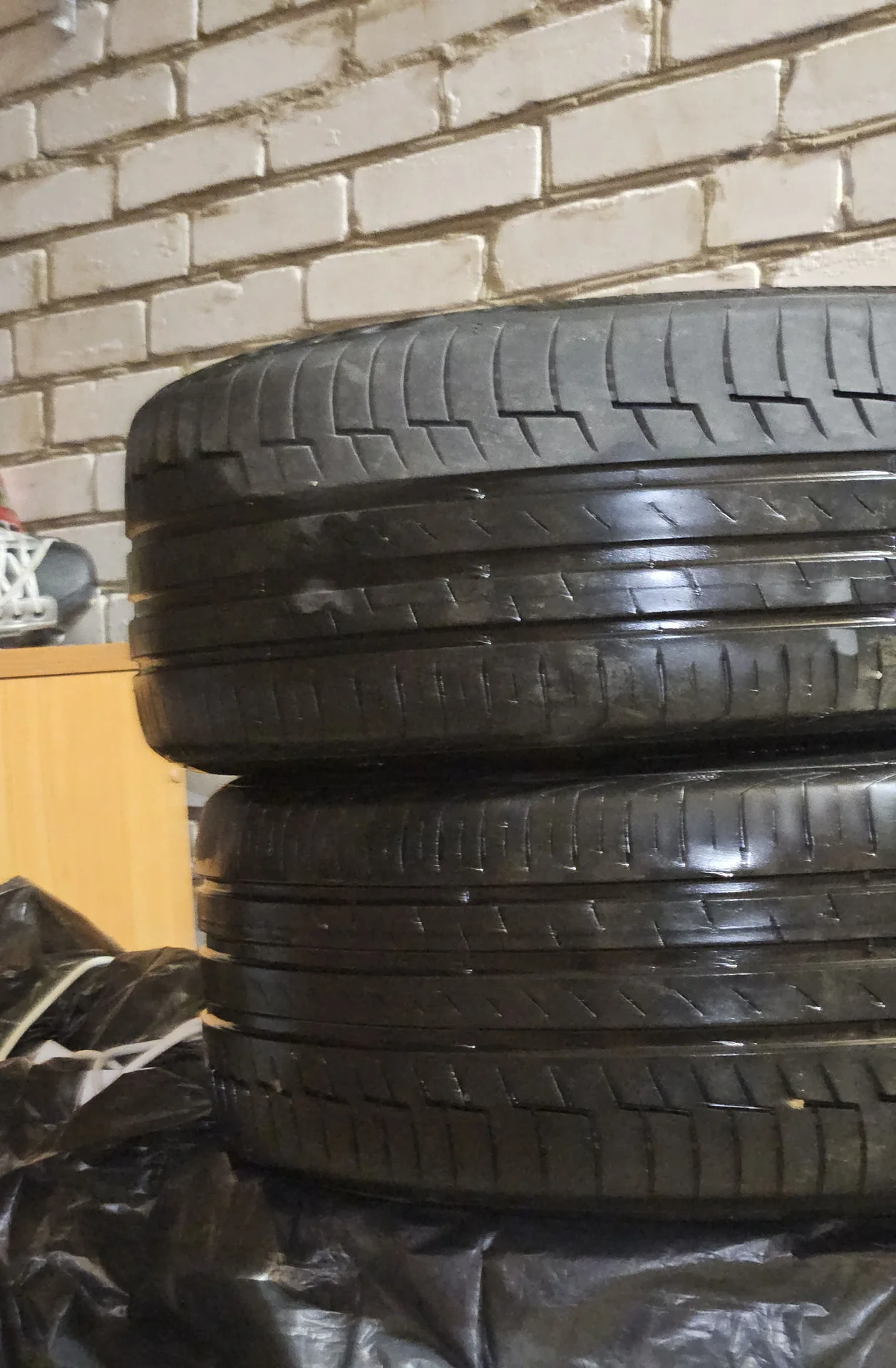 Continental 215/45 R17 - миниатюра 6