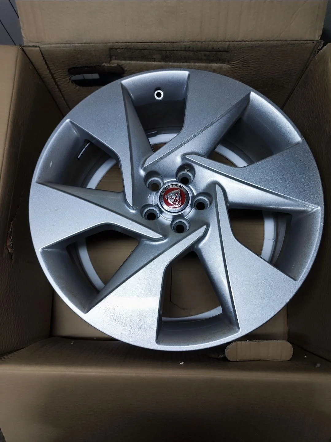 Литые диски Alutec Raptr 8.5×R20 5×108 - изображение 1