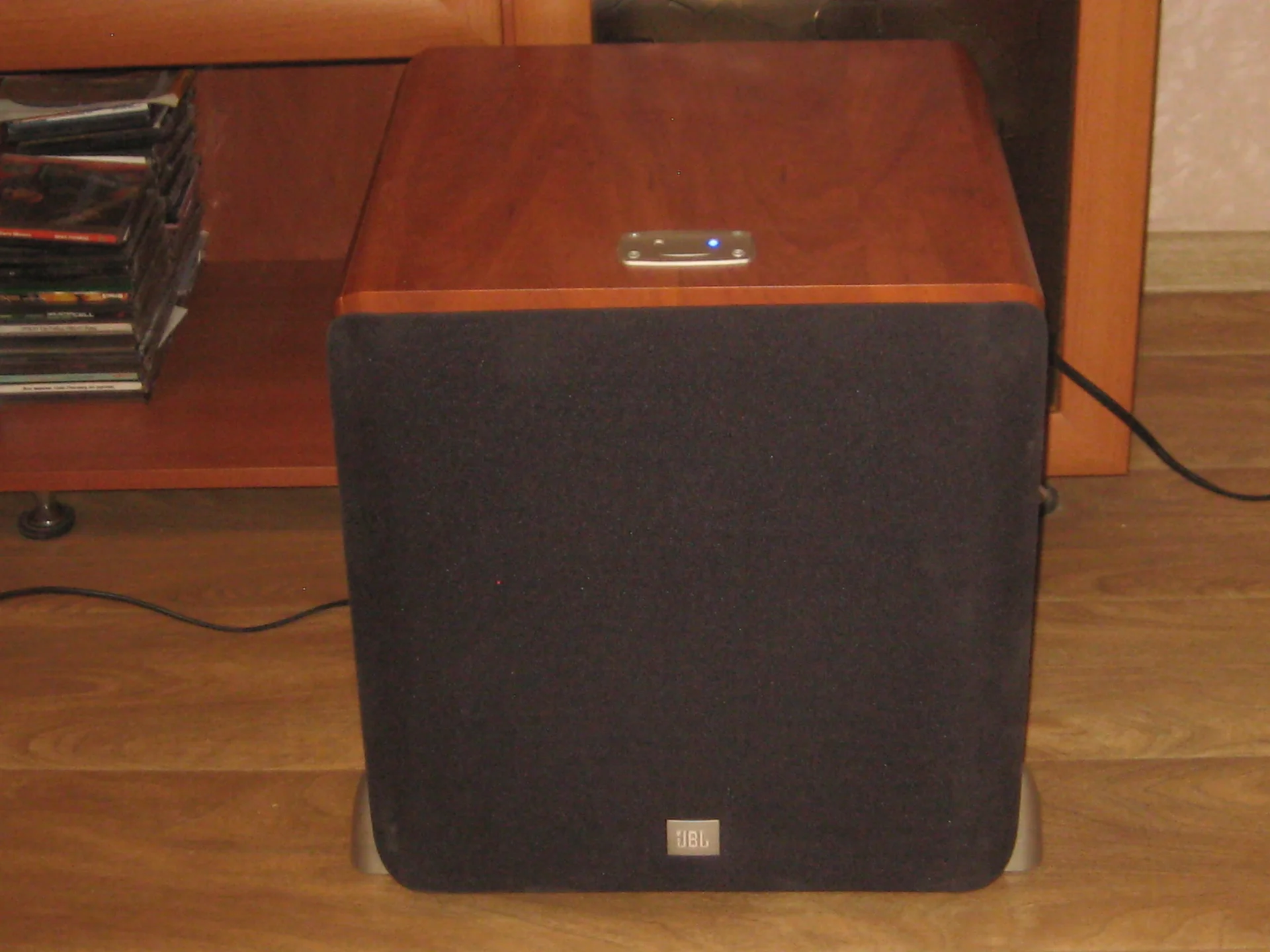 Сабвуфер JBL Studio L Series L8400P/230 - миниатюра 3