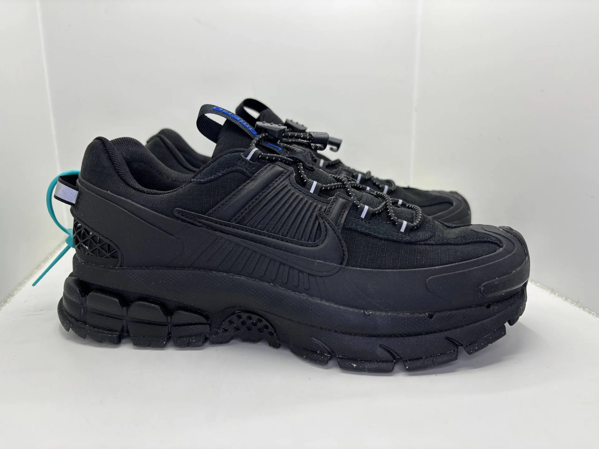 Nike air zoom vomero roam black racer blue - миниатюра 2