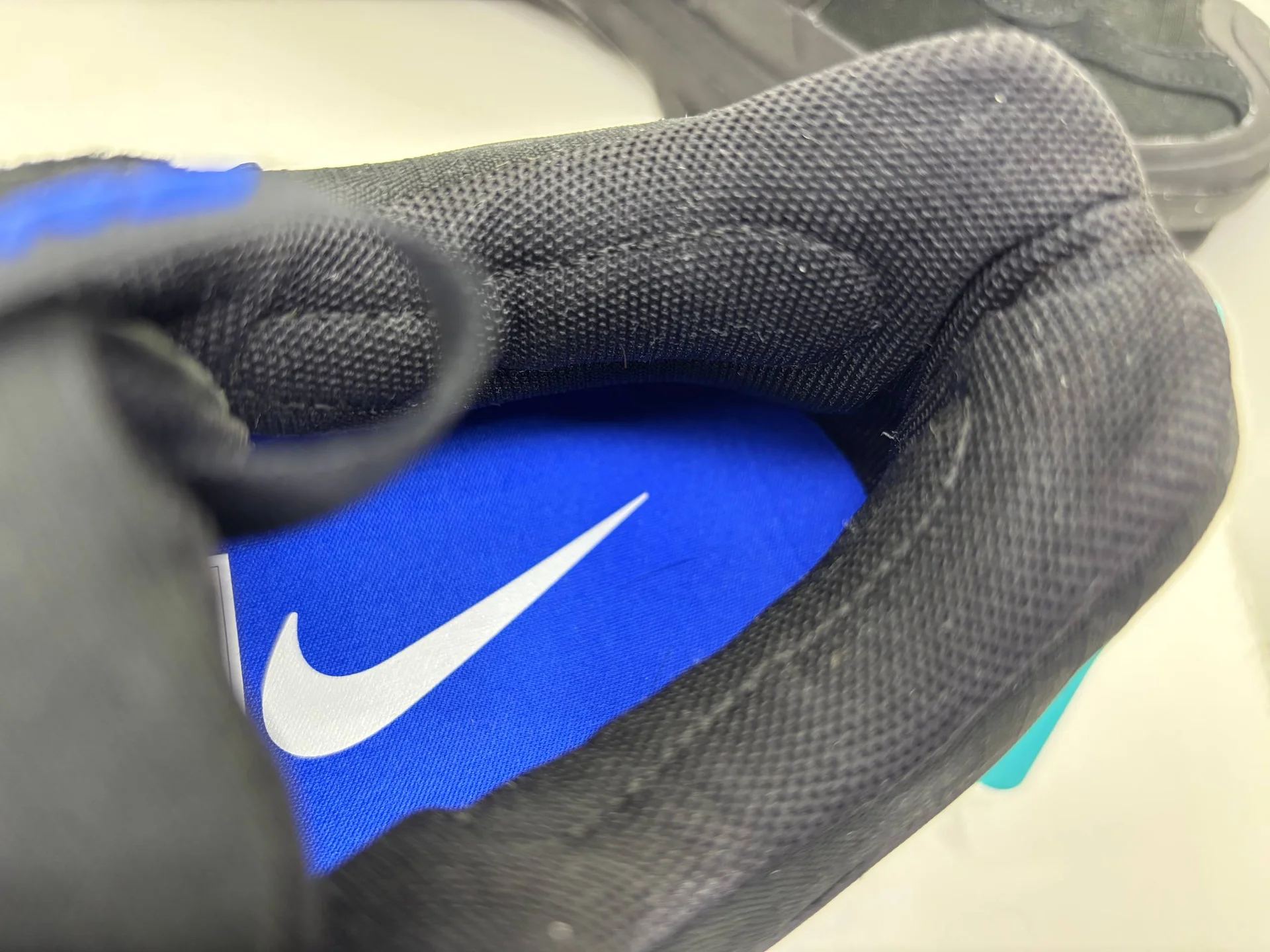 Nike air zoom vomero roam black racer blue - миниатюра 8