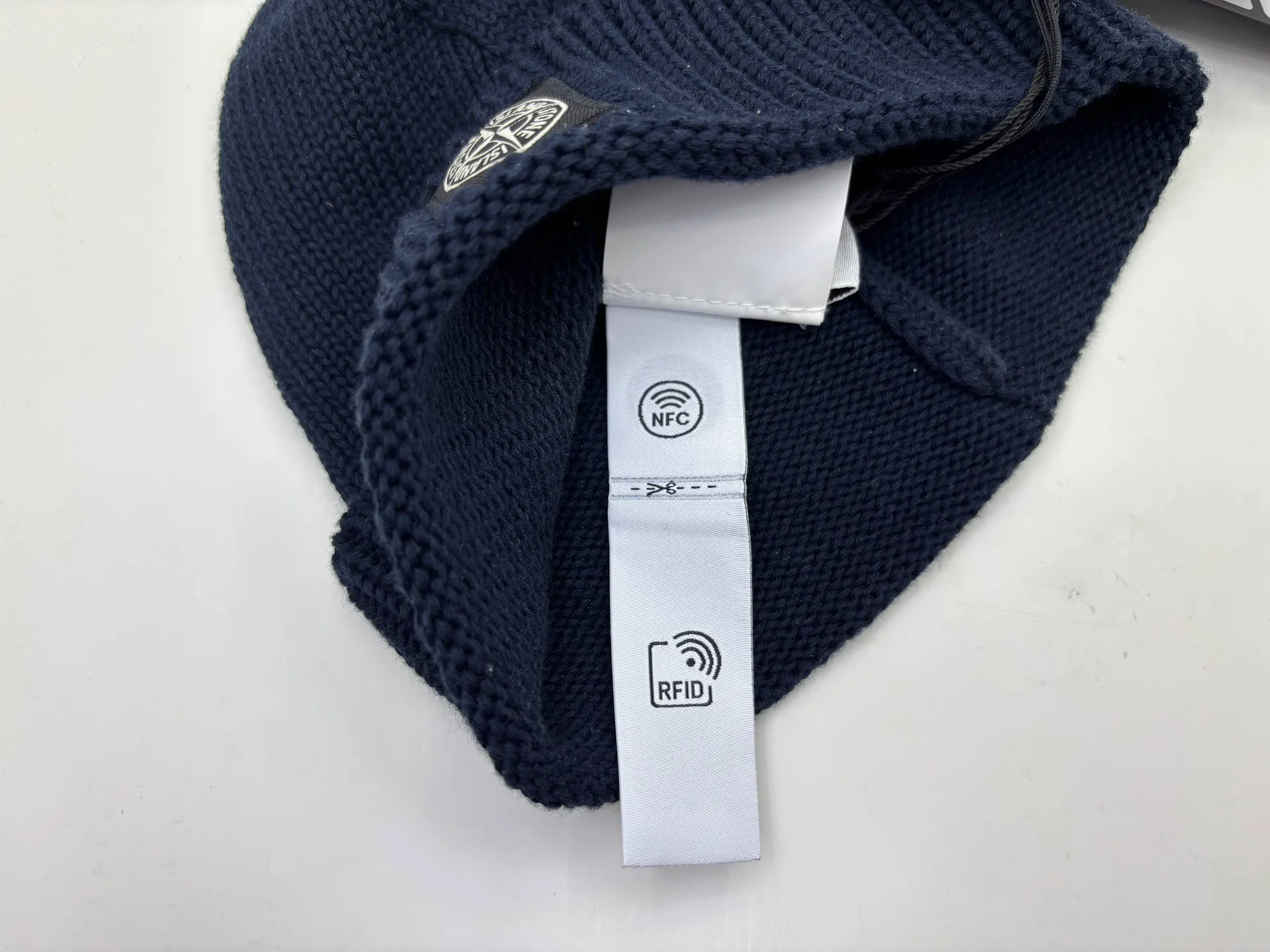Шапка Stone Island Junior - миниатюра 9