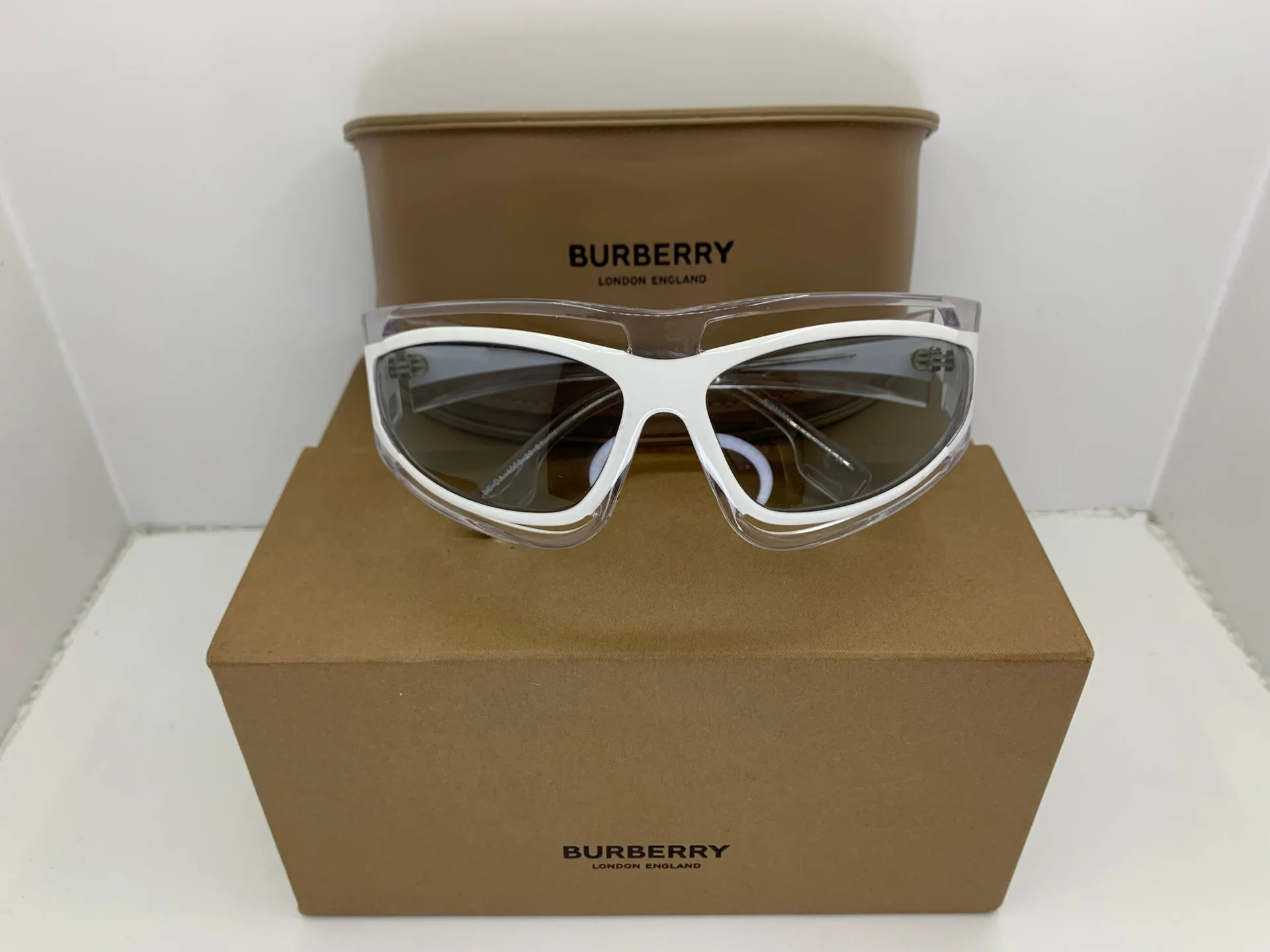 Очки Burberry - миниатюра 3