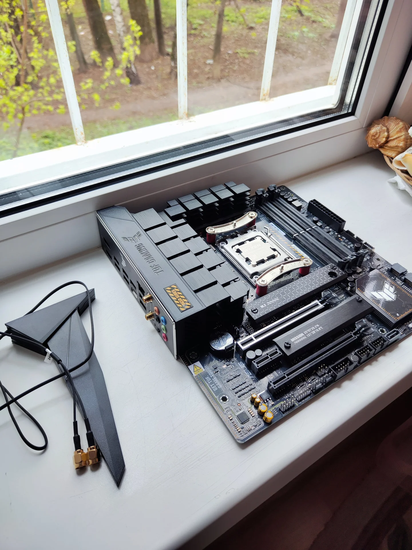 ryzen 7 7800x3d + asus tuf gaming b650m-plus wifi - миниатюра 9