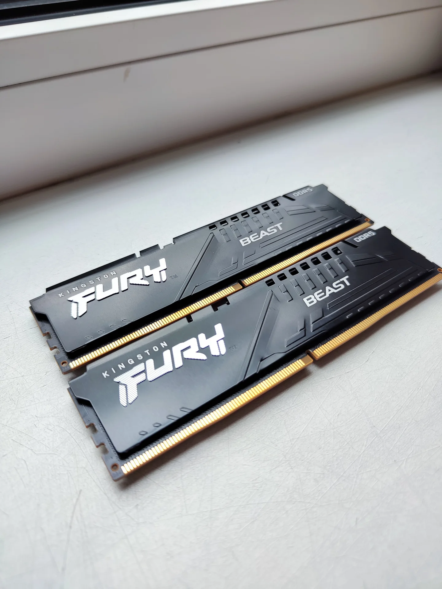 Оператвивная память ddr5 32gb 6000 Kingston FURY Beast CL40 - изображение 1