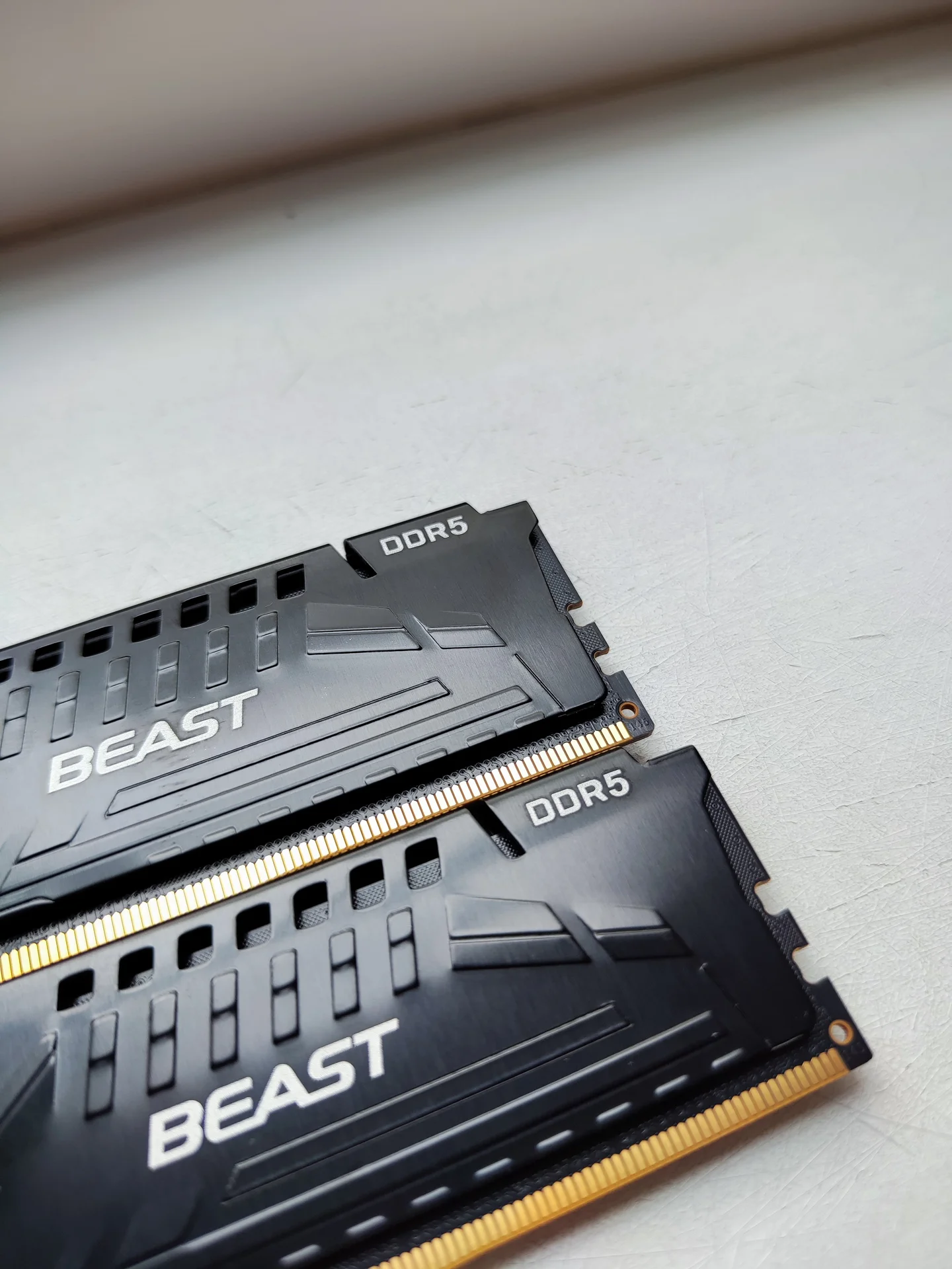 Оператвивная память ddr5 32gb 6000 Kingston FURY Beast CL40 - миниатюра 7