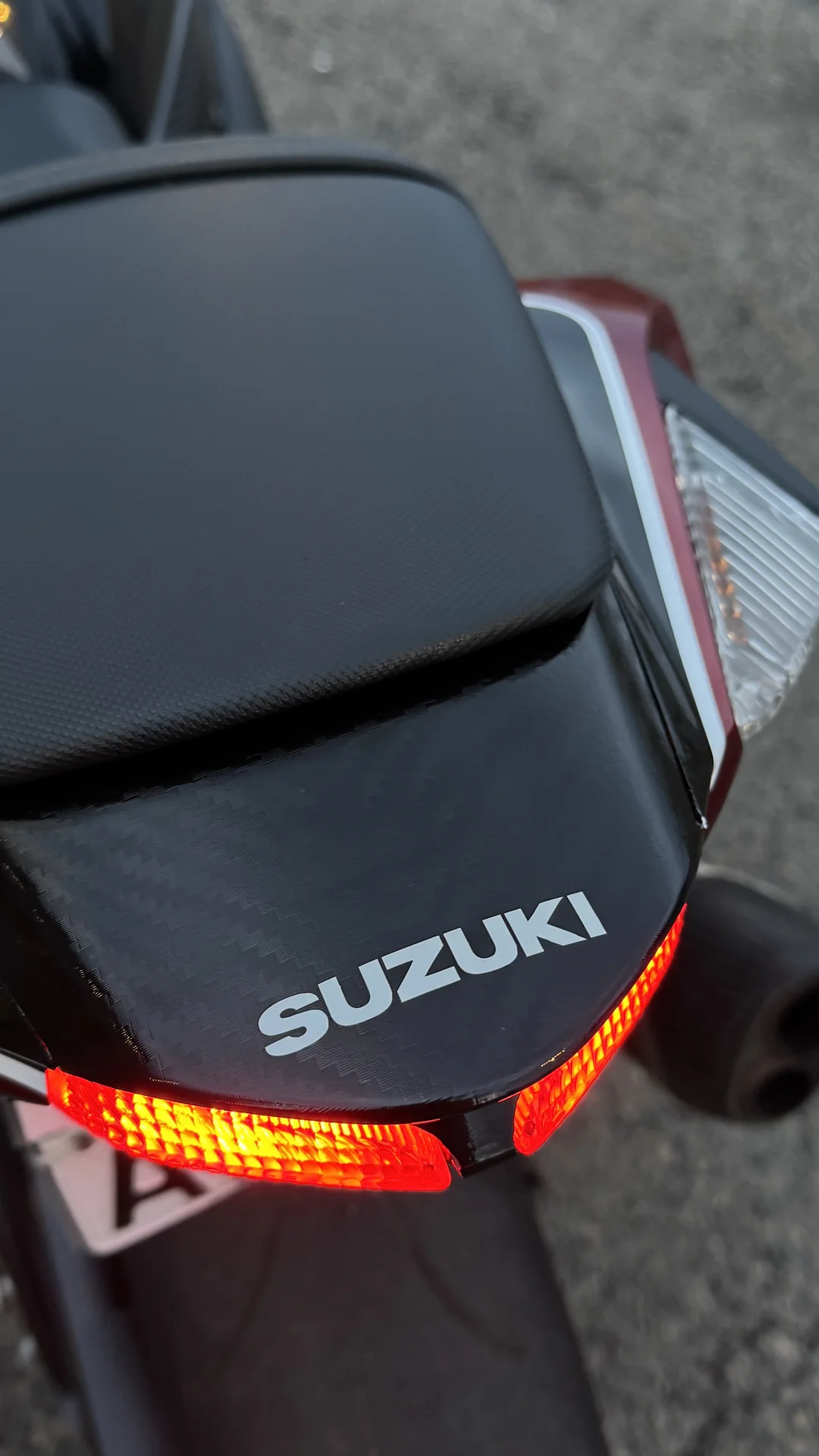 Мотоцикл Suzuki gsx-r 750 - миниатюра 8