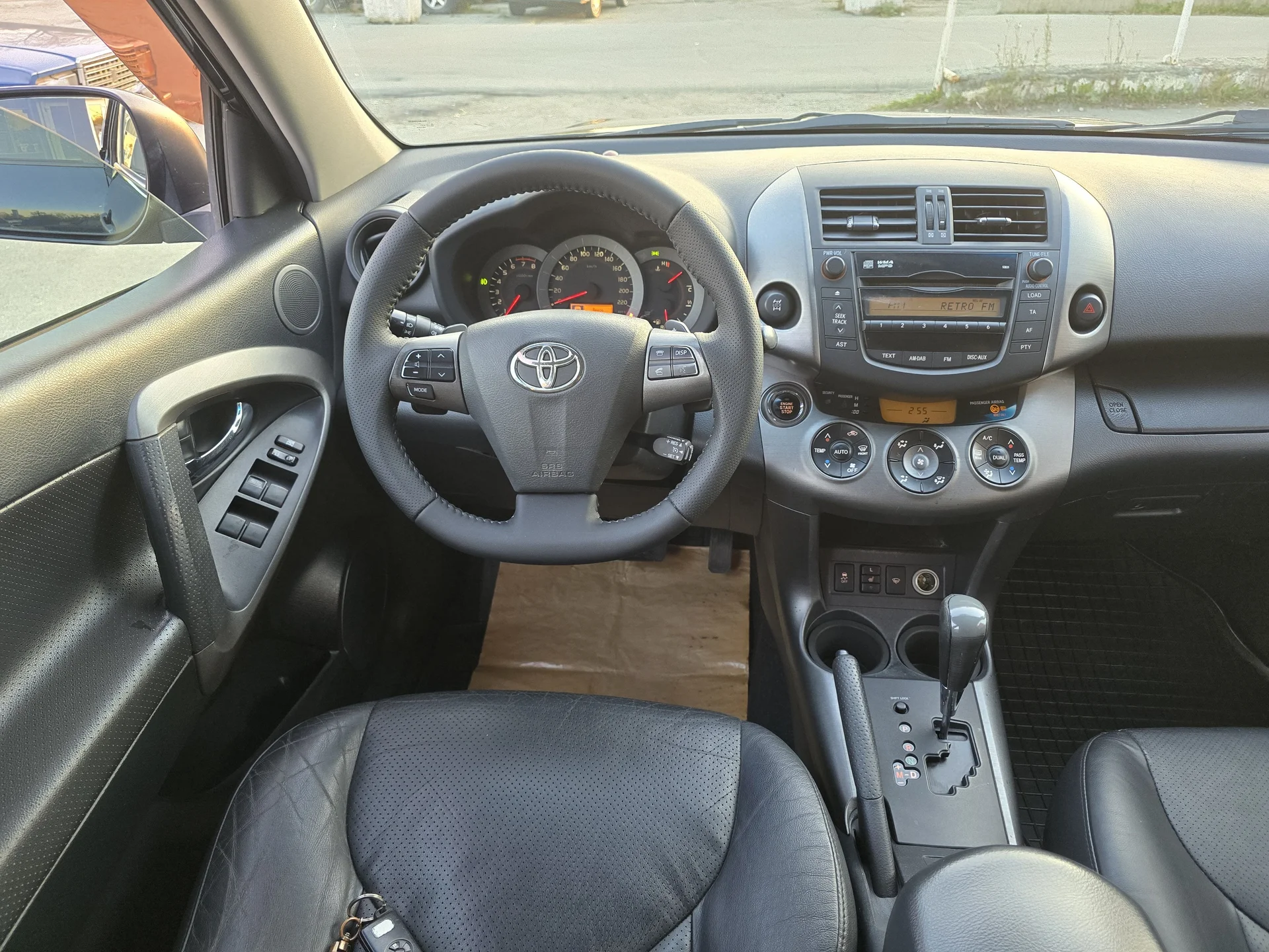 Toyota RAV4 2.0 CVT, 2011г.в. 4WD - миниатюра 8