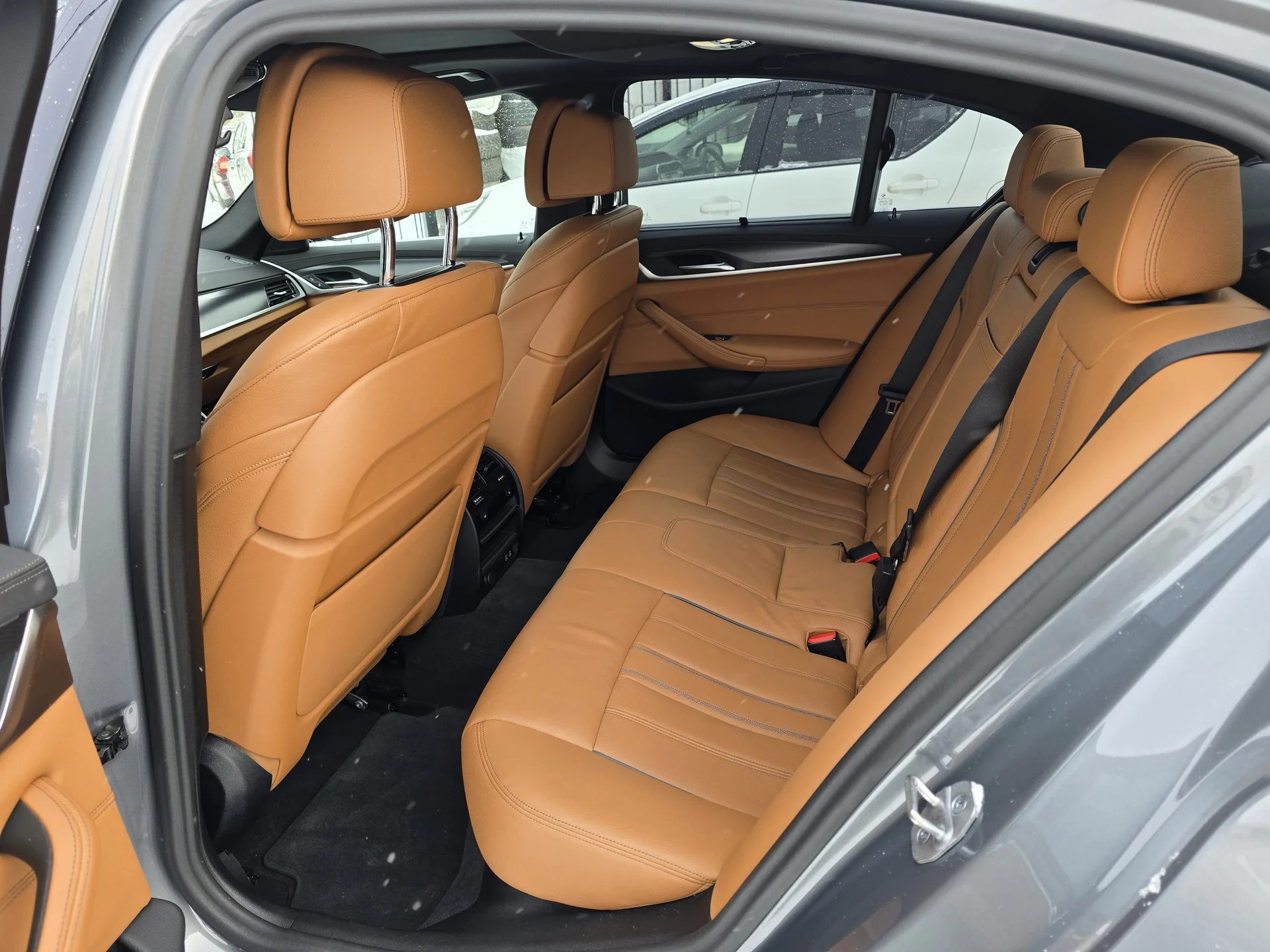 BMW 5 серия 2.0 AT, 2022г.в. - миниатюра 8