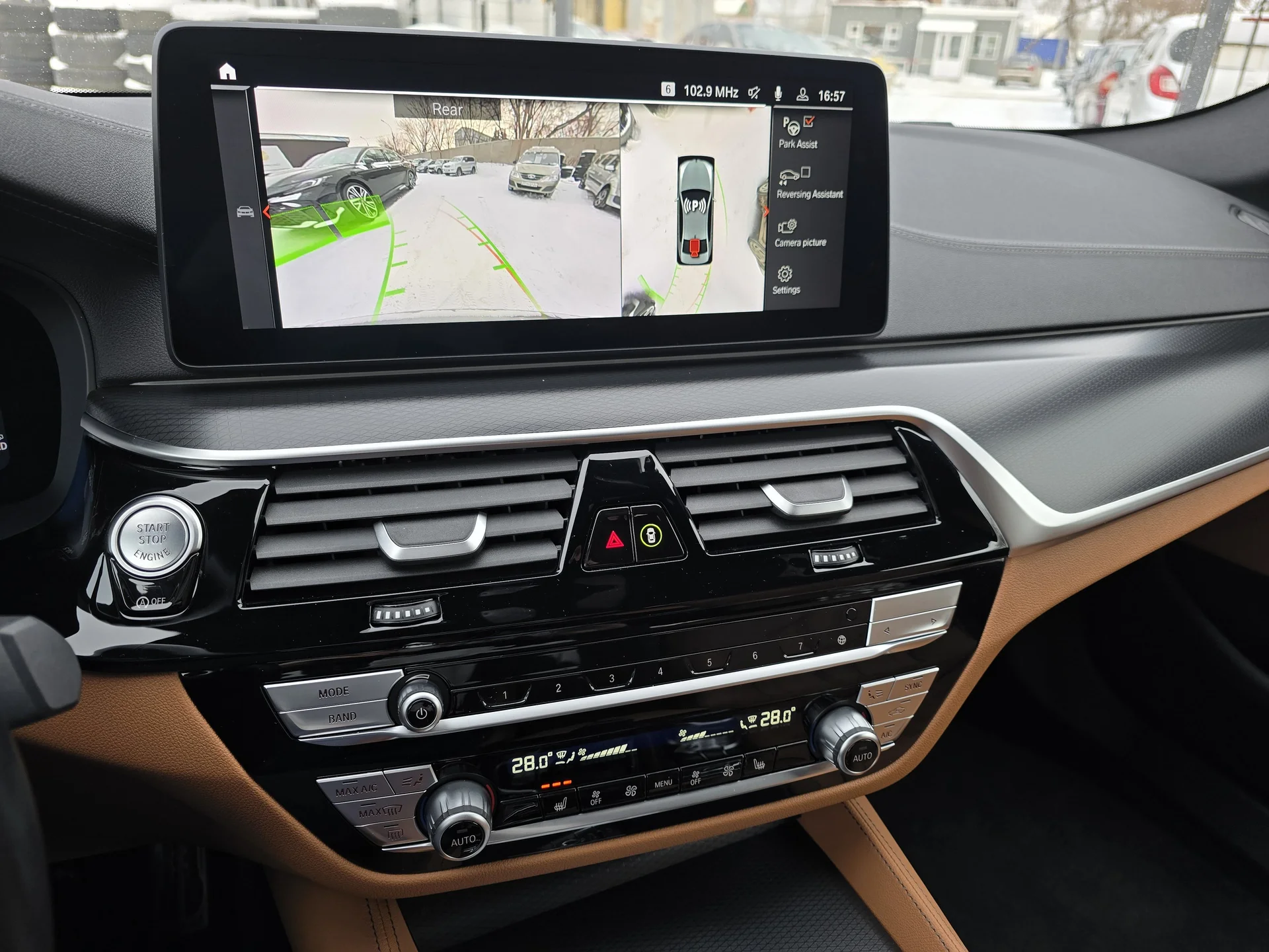 BMW 5 серия 2.0 AT, 2022г.в. - миниатюра 17