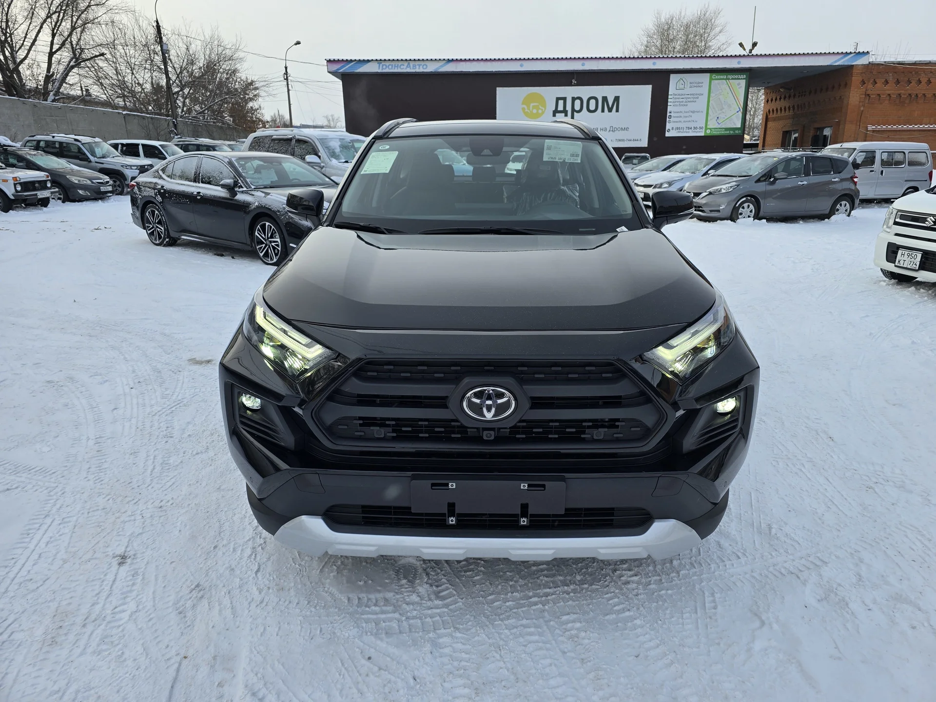 Toyota RAV4 2.0 CVT, 2024г.в. - миниатюра 2