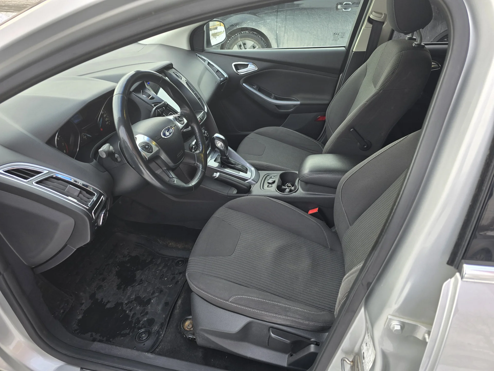 Ford Focus 1.6 AMT, 2012г.в. - миниатюра 9