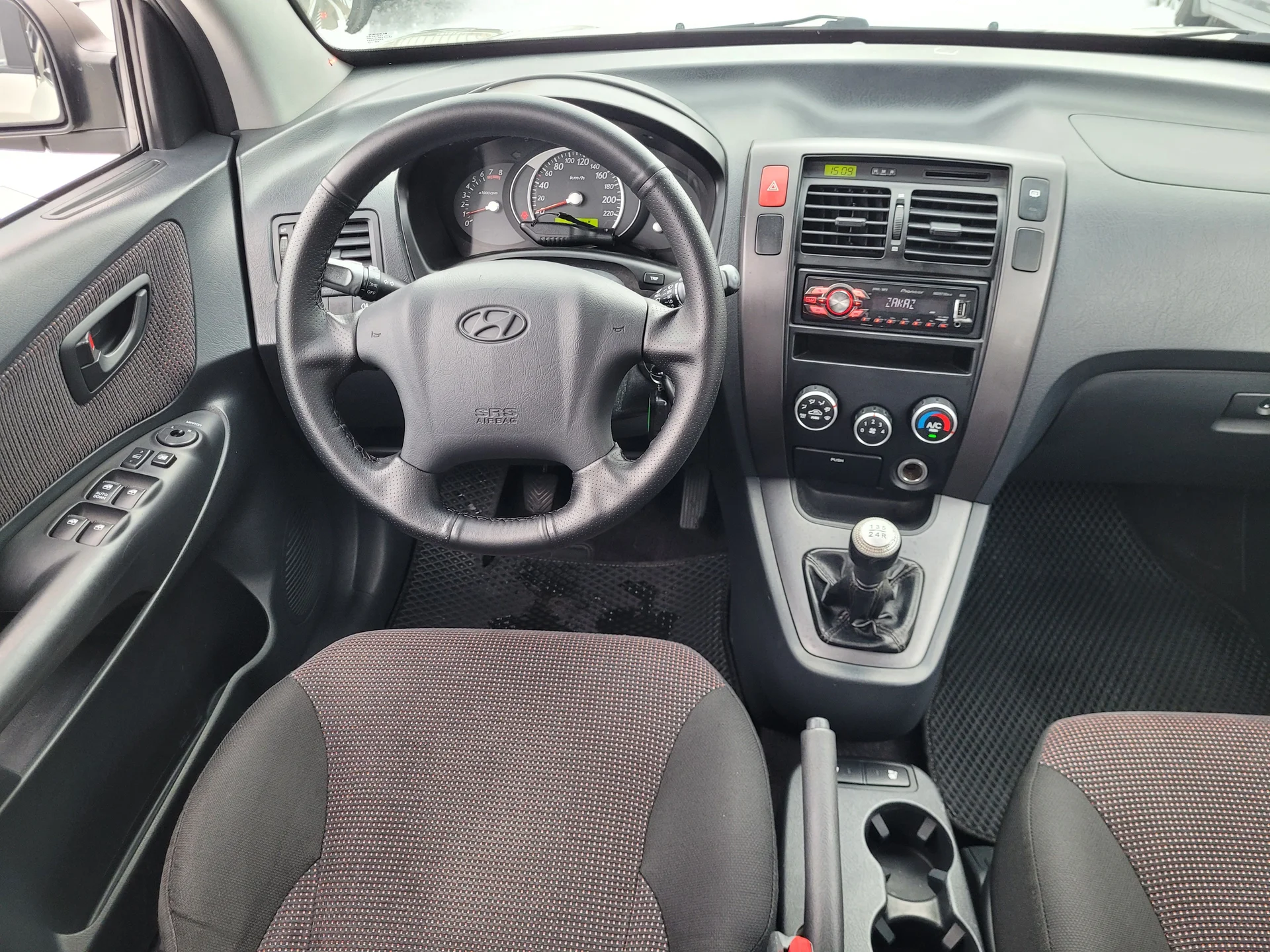 Hyundai Tucson 2.0 МТ, 2007г.в. - миниатюра 7